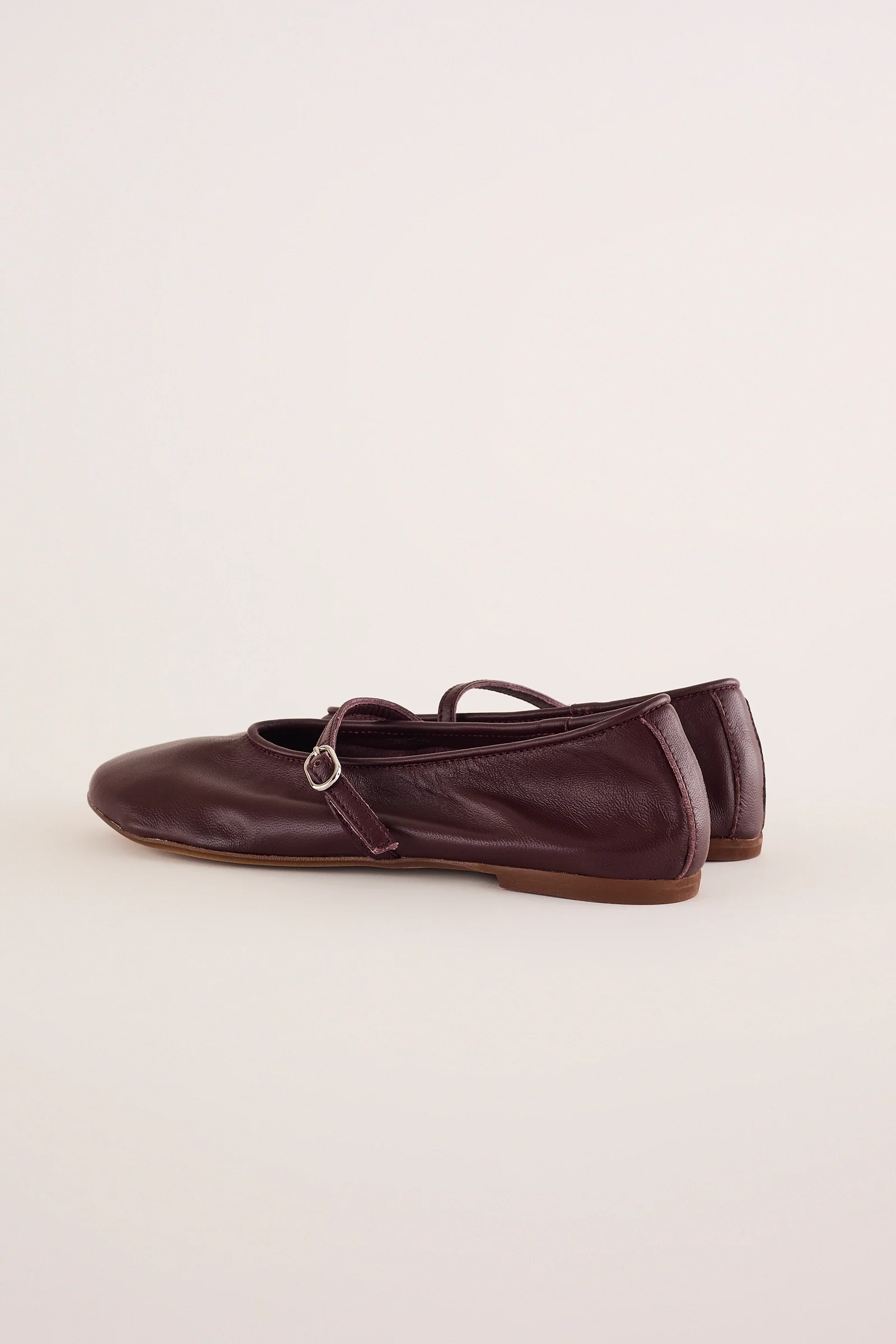 Ballerine in nappa con cinturino - Image 10