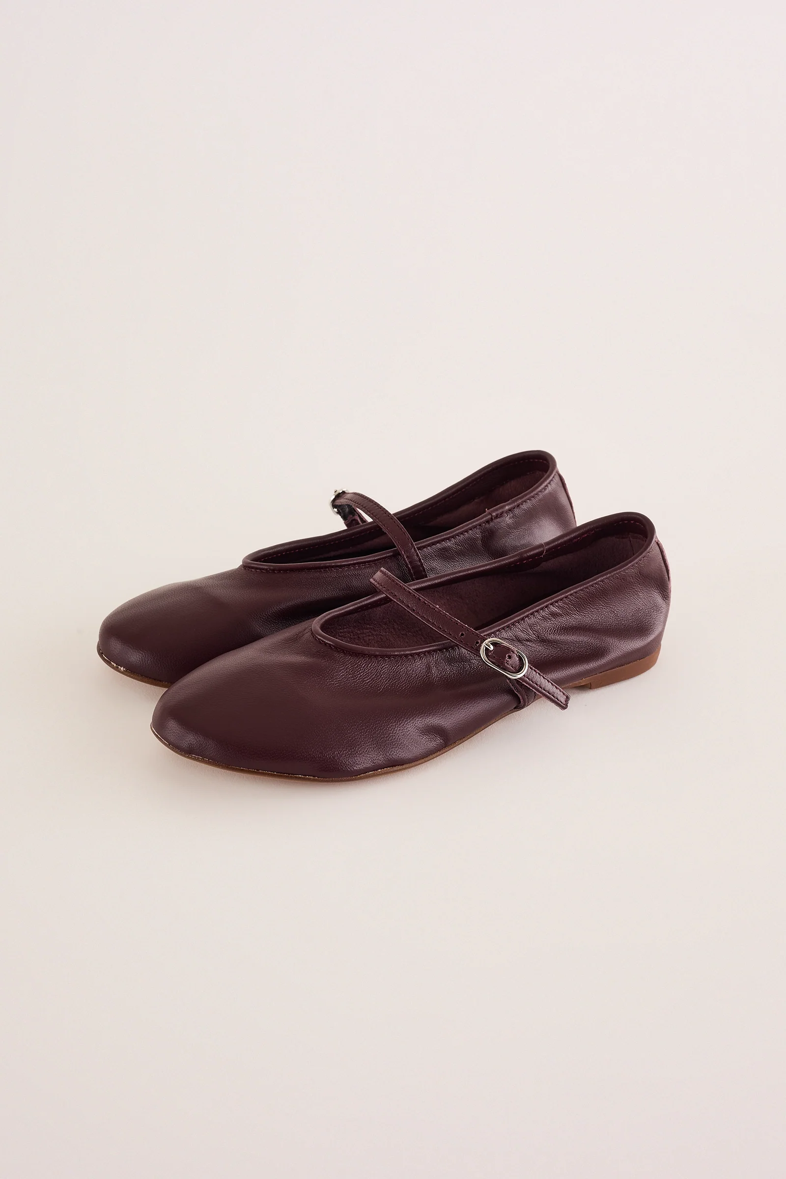 Ballerine in nappa con cinturino - Image 8