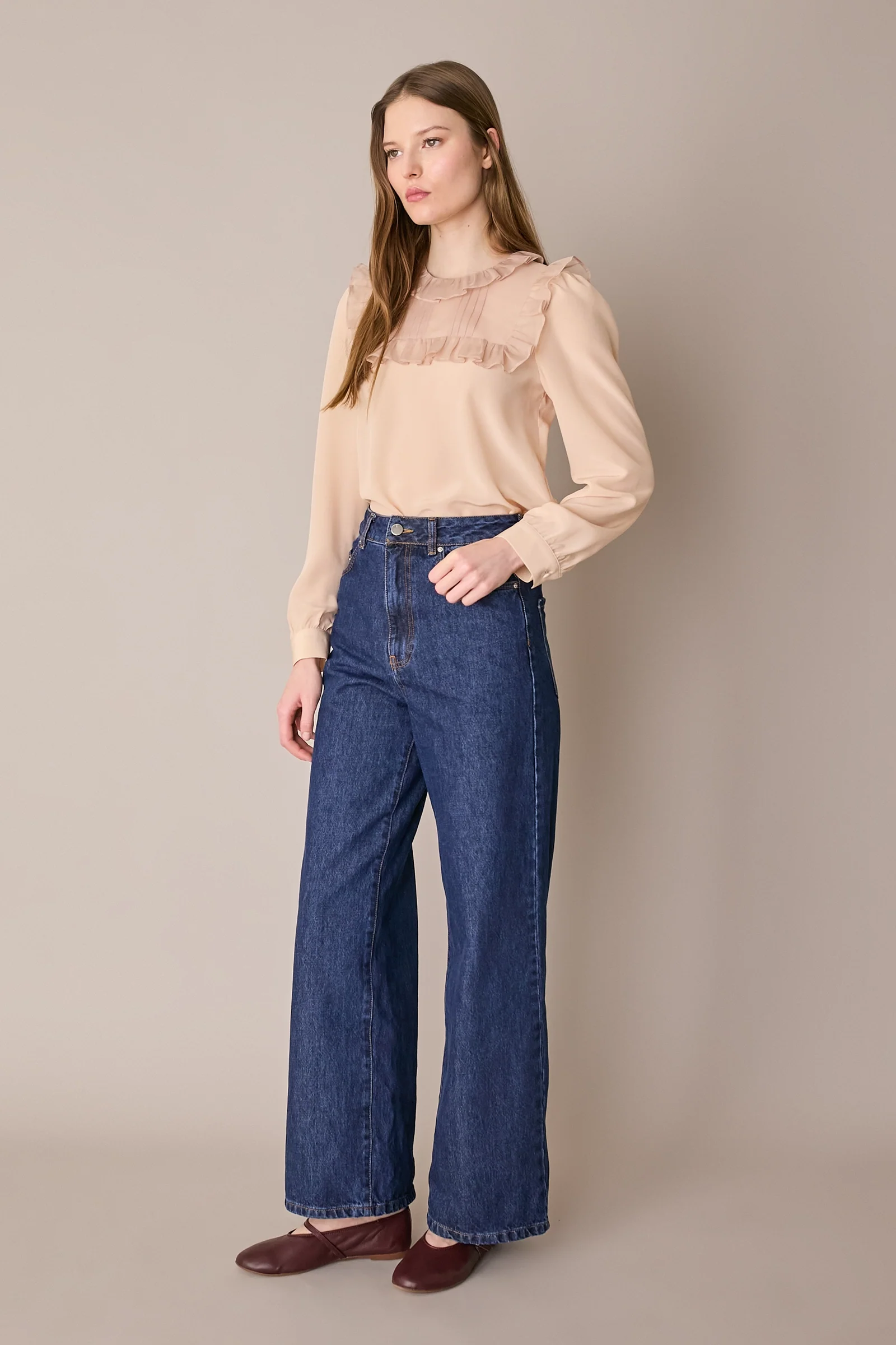 Blusa in organza di seta con volant - Image 4