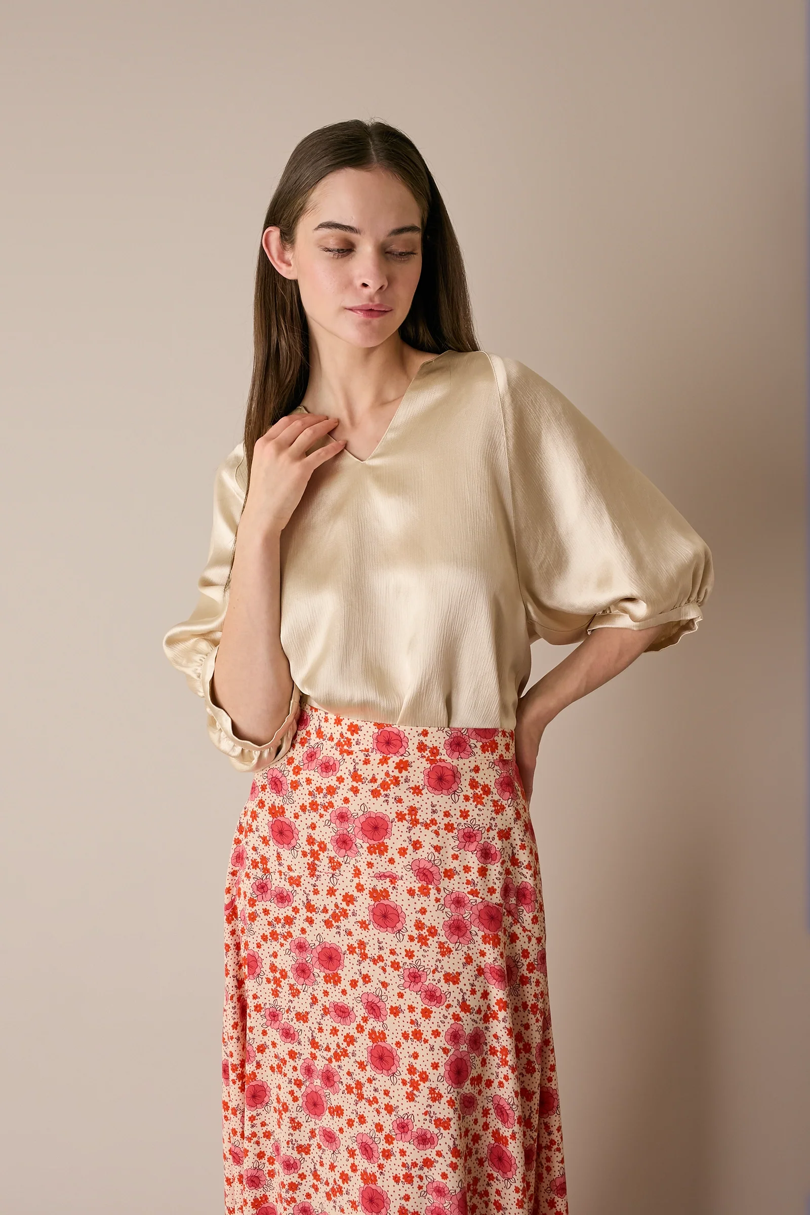 Blusa in raso operato - Image 5