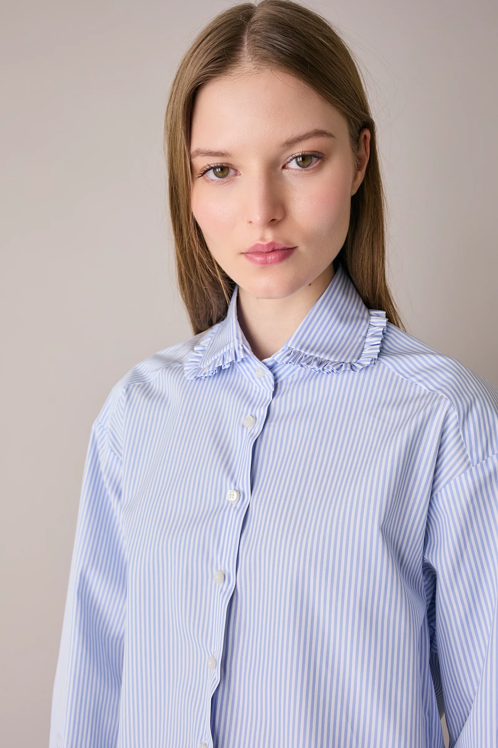 Camicia boxy con colletto volant - Image 10