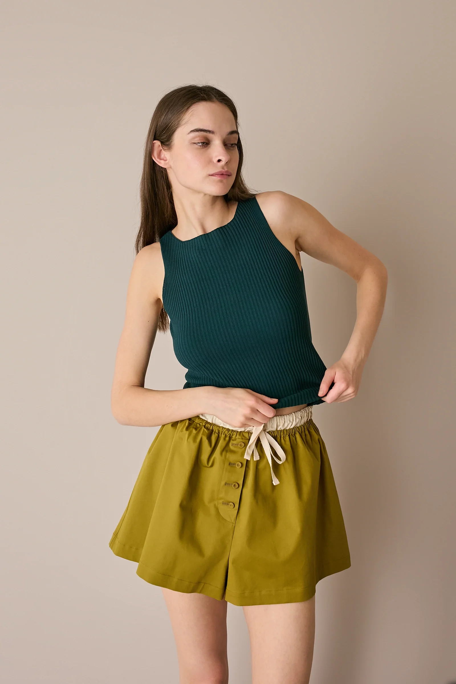 Top a costine con scollo a barchetta - Image 16