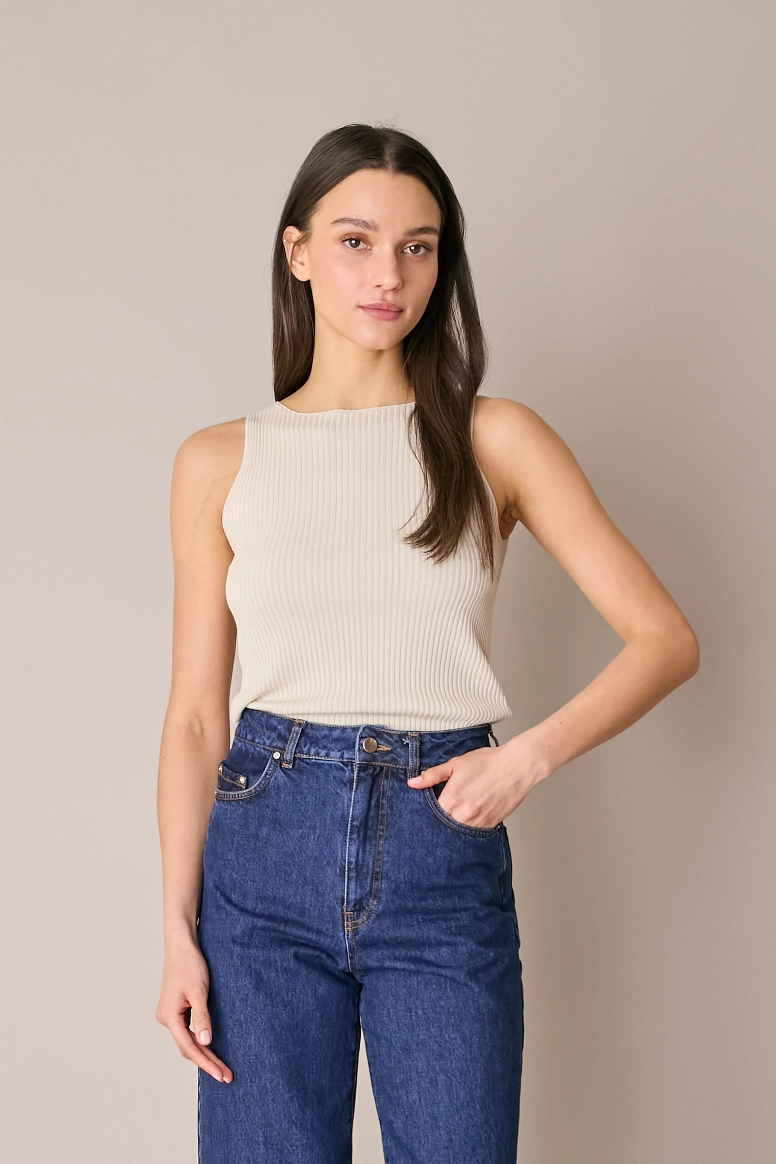 Top a costine con scollo a barchetta - Image 20
