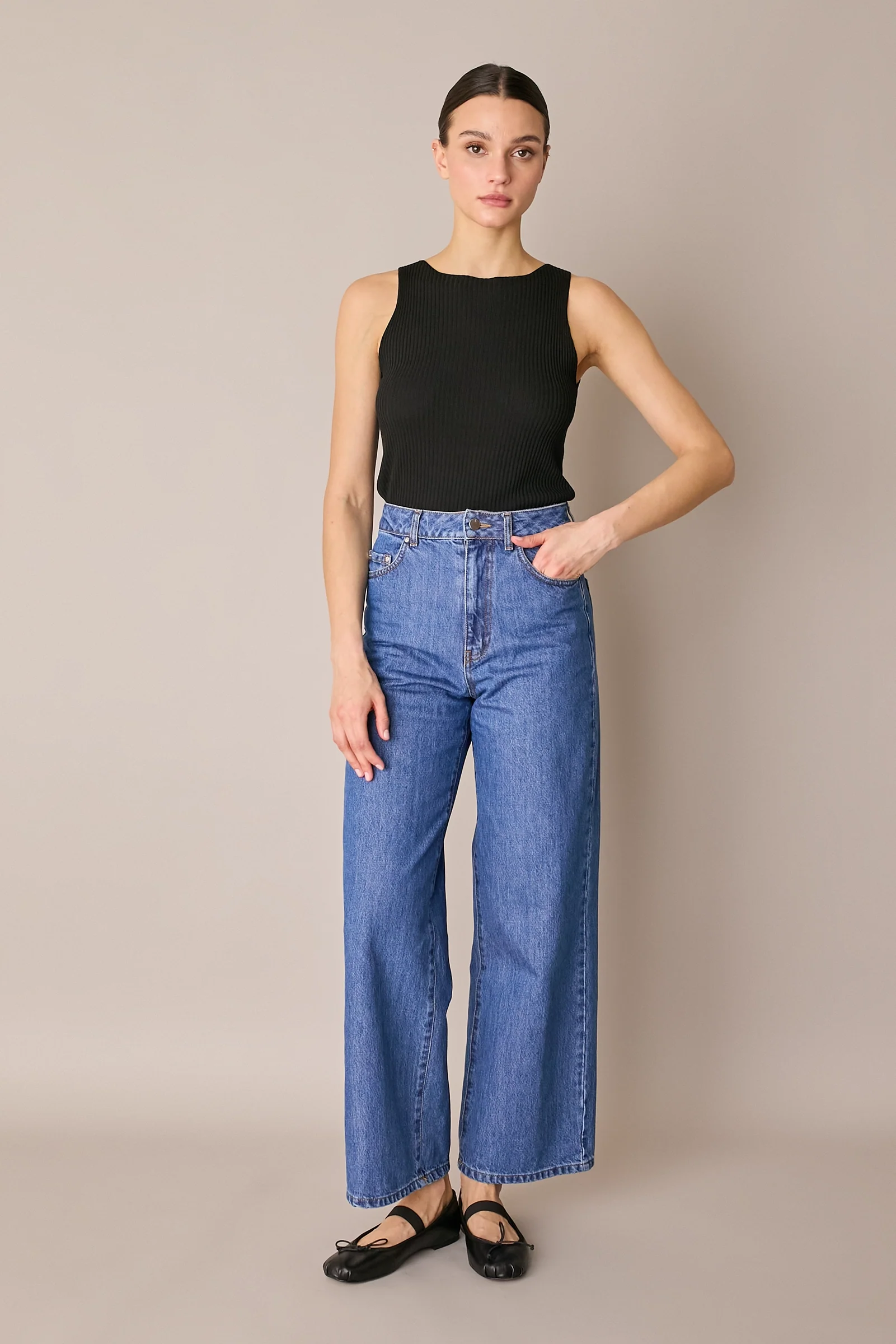 Top a costine con scollo a barchetta - Image 6