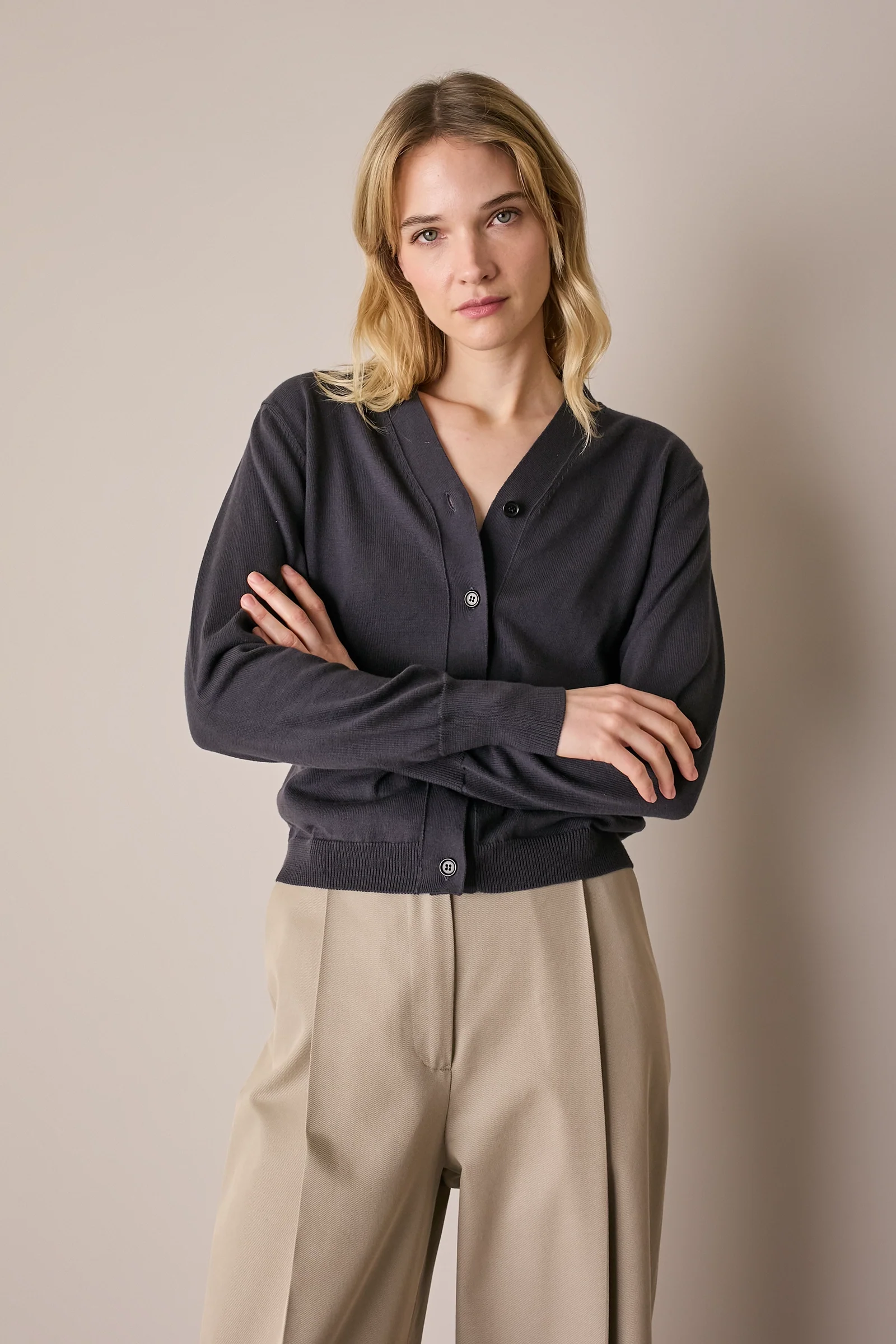 Cardigan sottile in cotone - Image 10