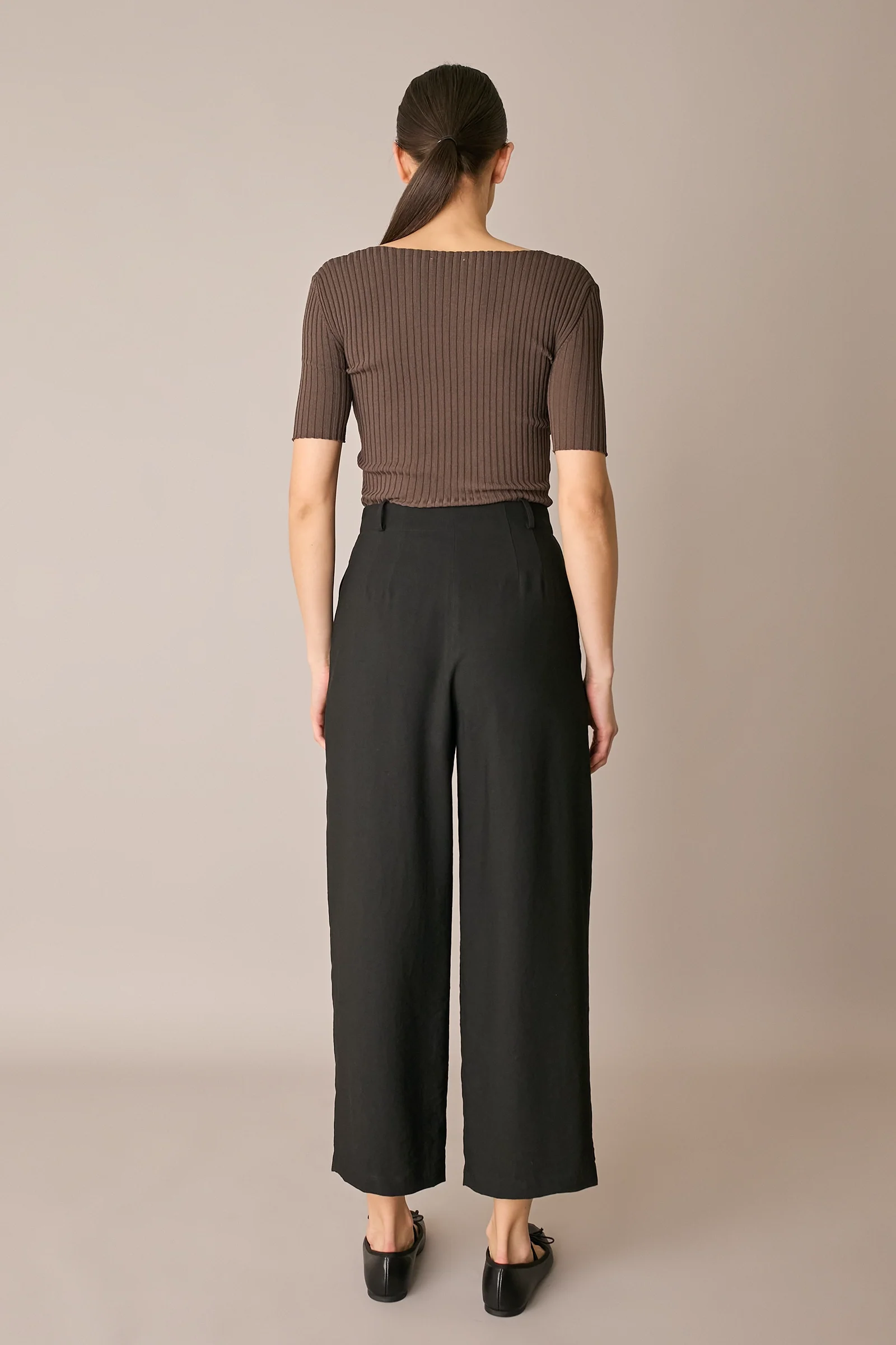 Maglia a costine con scollo quadrato - Image 17