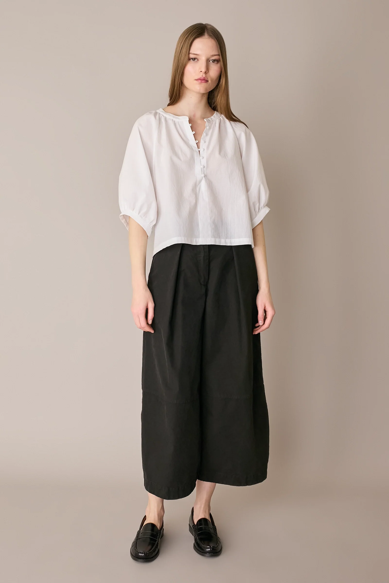 Pantaloni ampi in cotone - Image 15