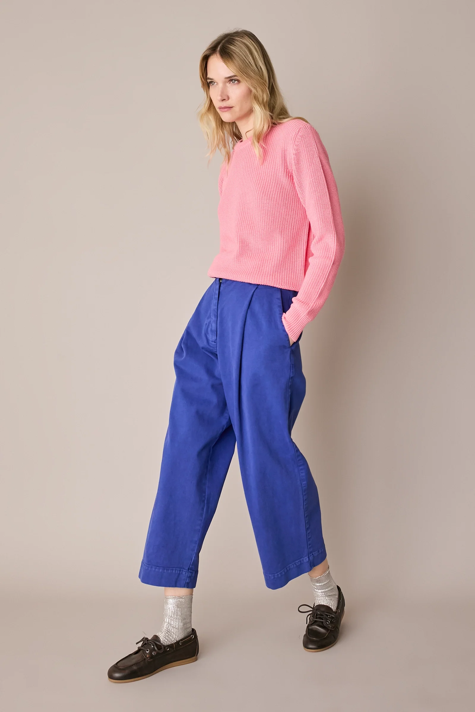 Pantaloni casual con pinces - Image 7