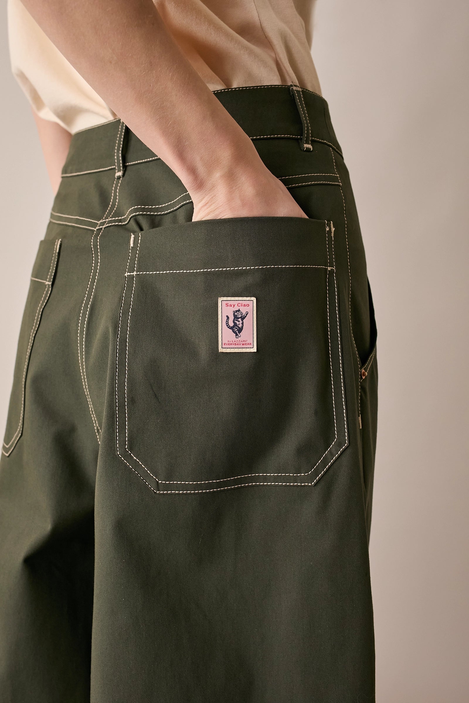 Pantaloni con impunture a contrasto – Everyday Wear - Image 14