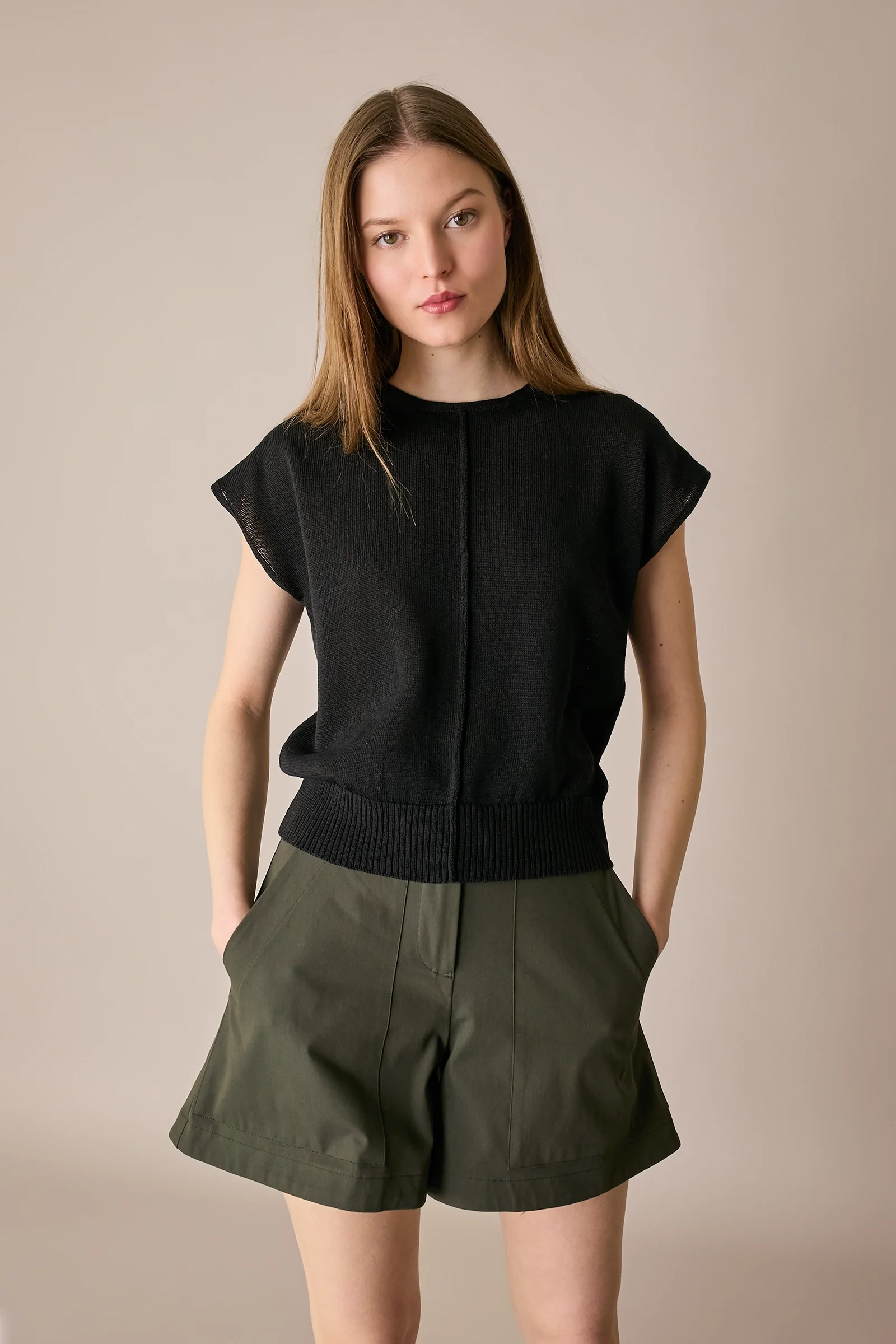Pantaloni corti in cotone stretch - Image 7