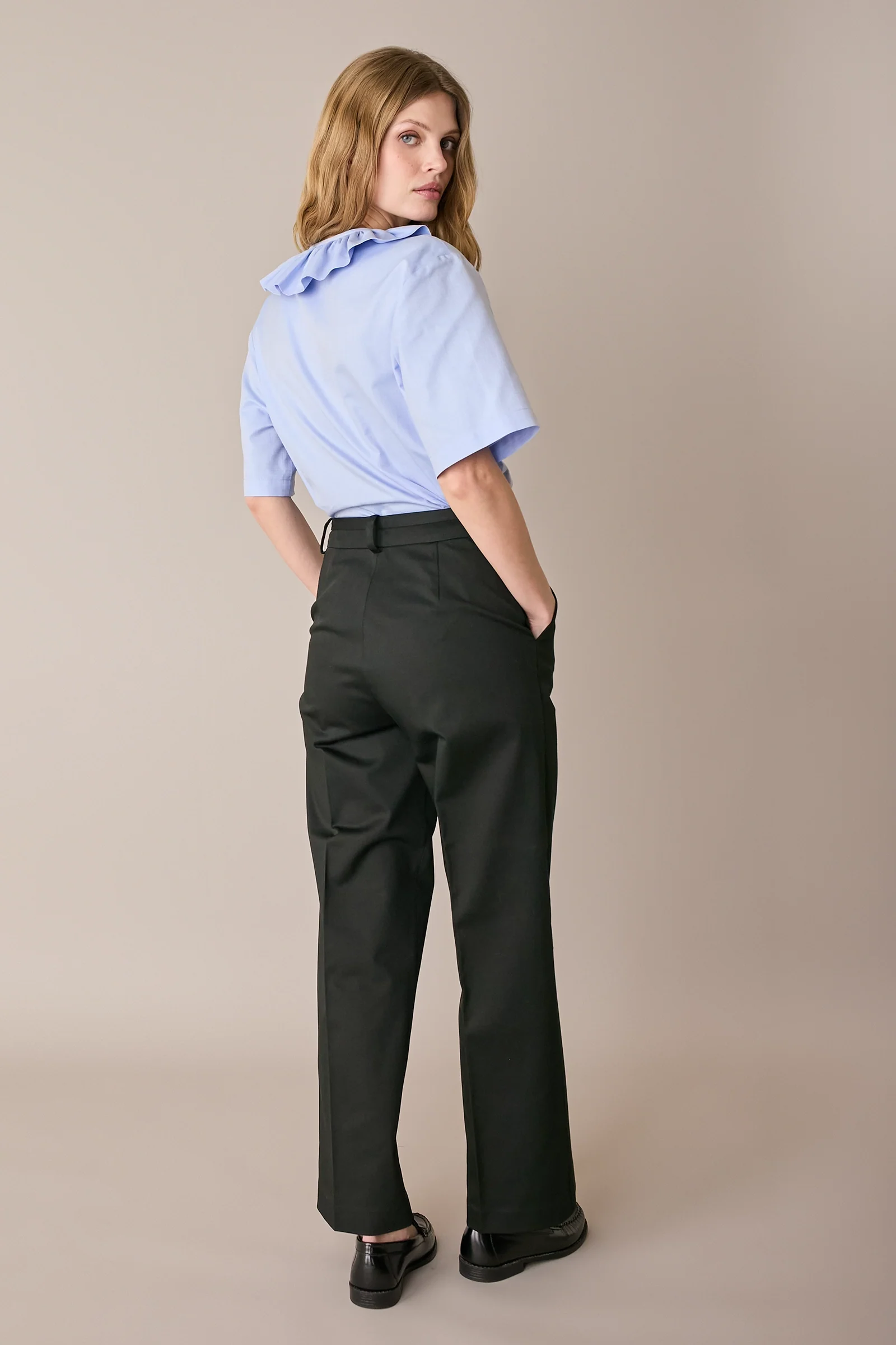 Pantaloni in cotone con cintura - Image 25