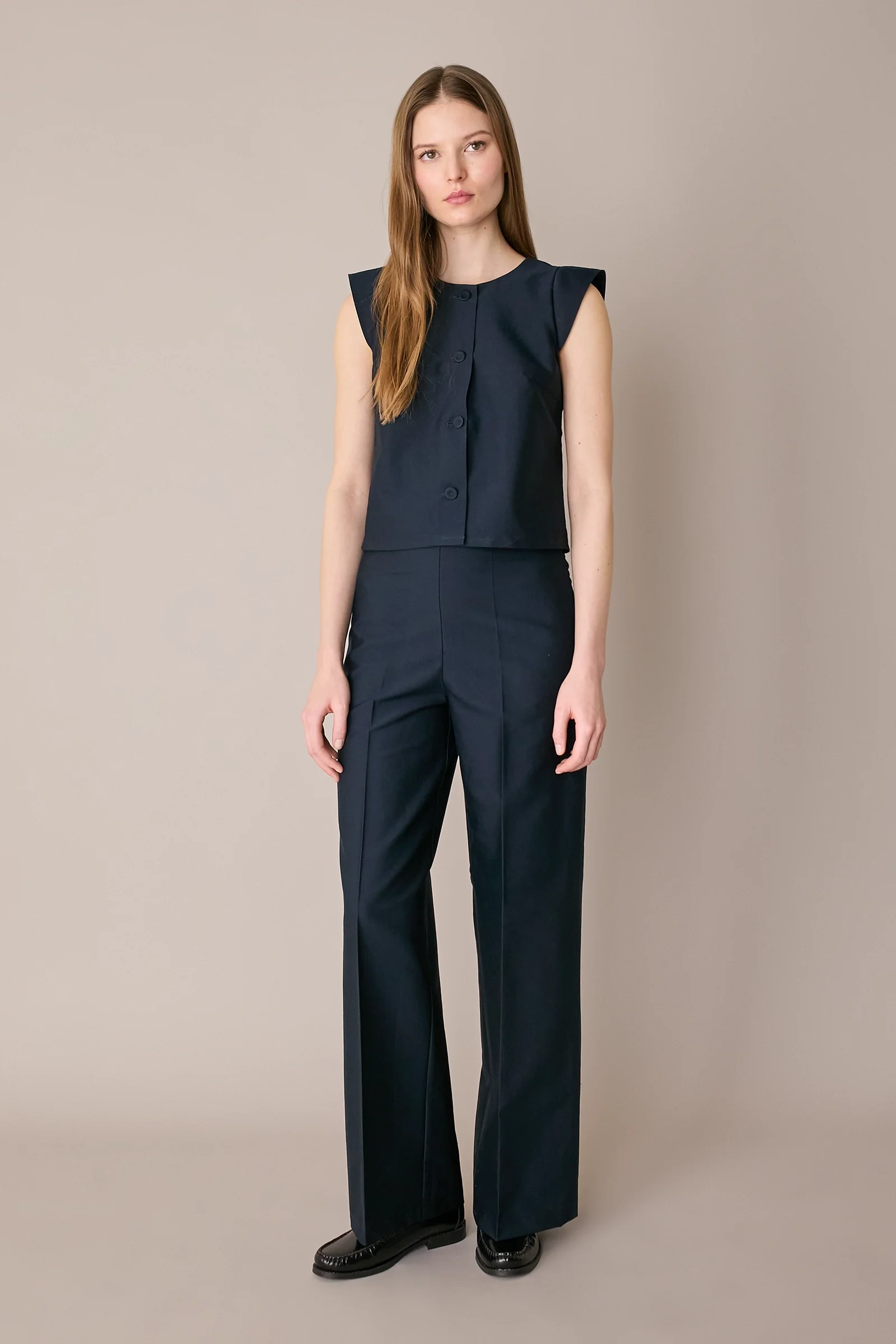 Pantaloni leggeri a palazzo - Image 13