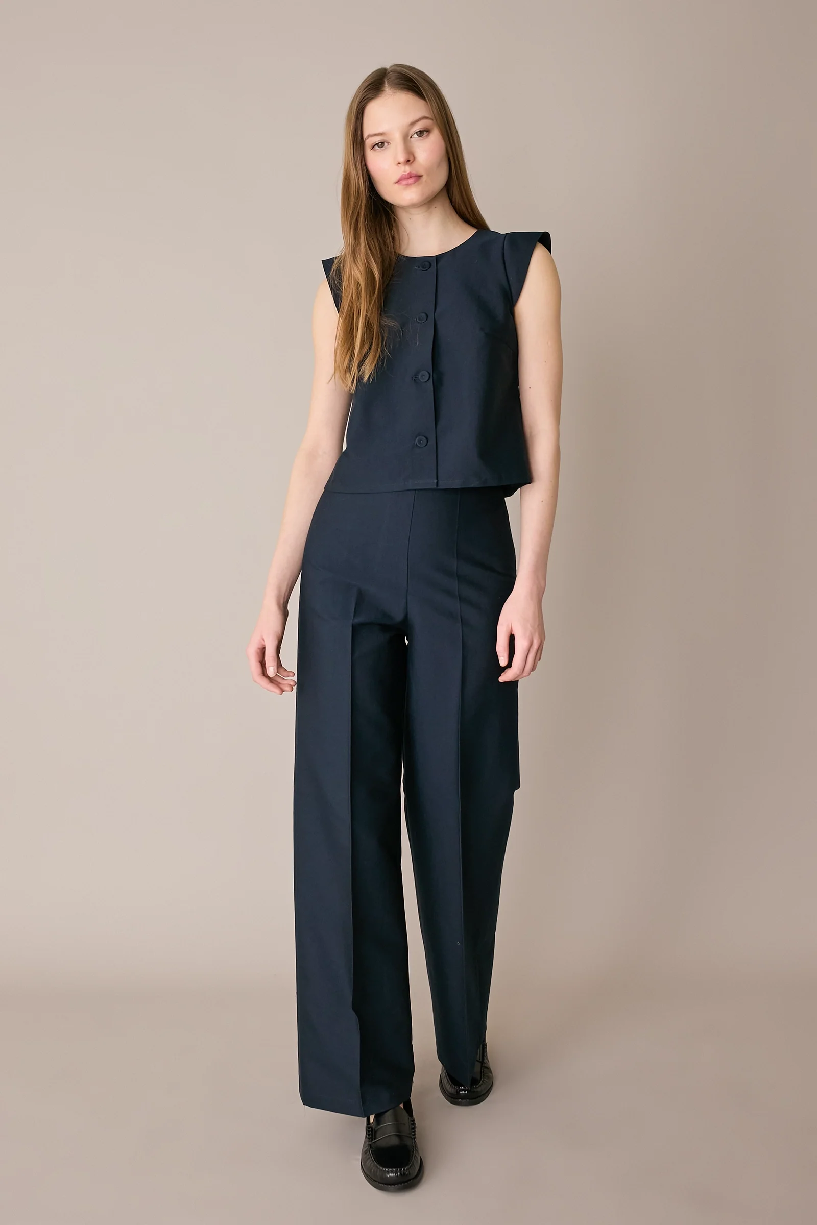 Pantaloni leggeri a palazzo - Image 15