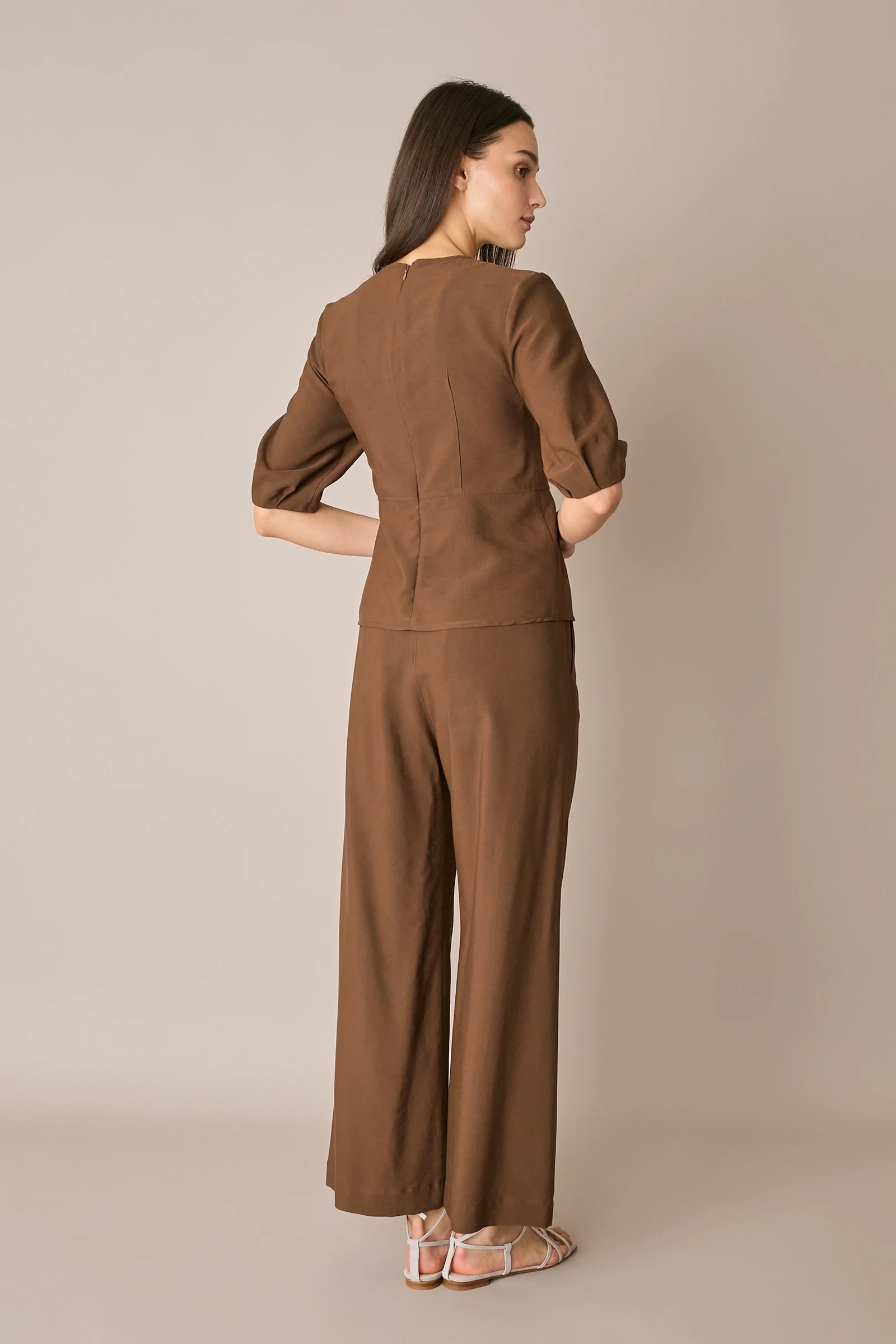 Pantaloni fluidi con elastico in vita - Image 4