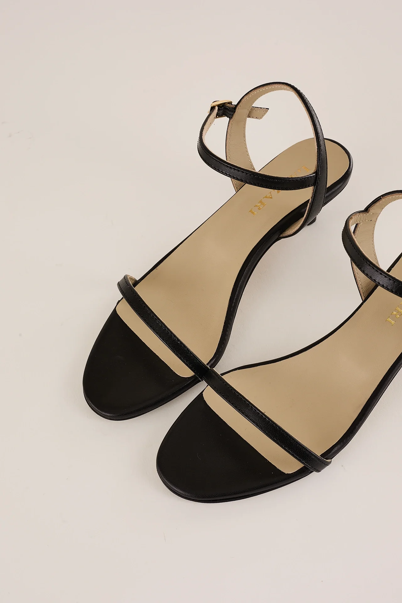 Sandali con kitten heel - Image 10