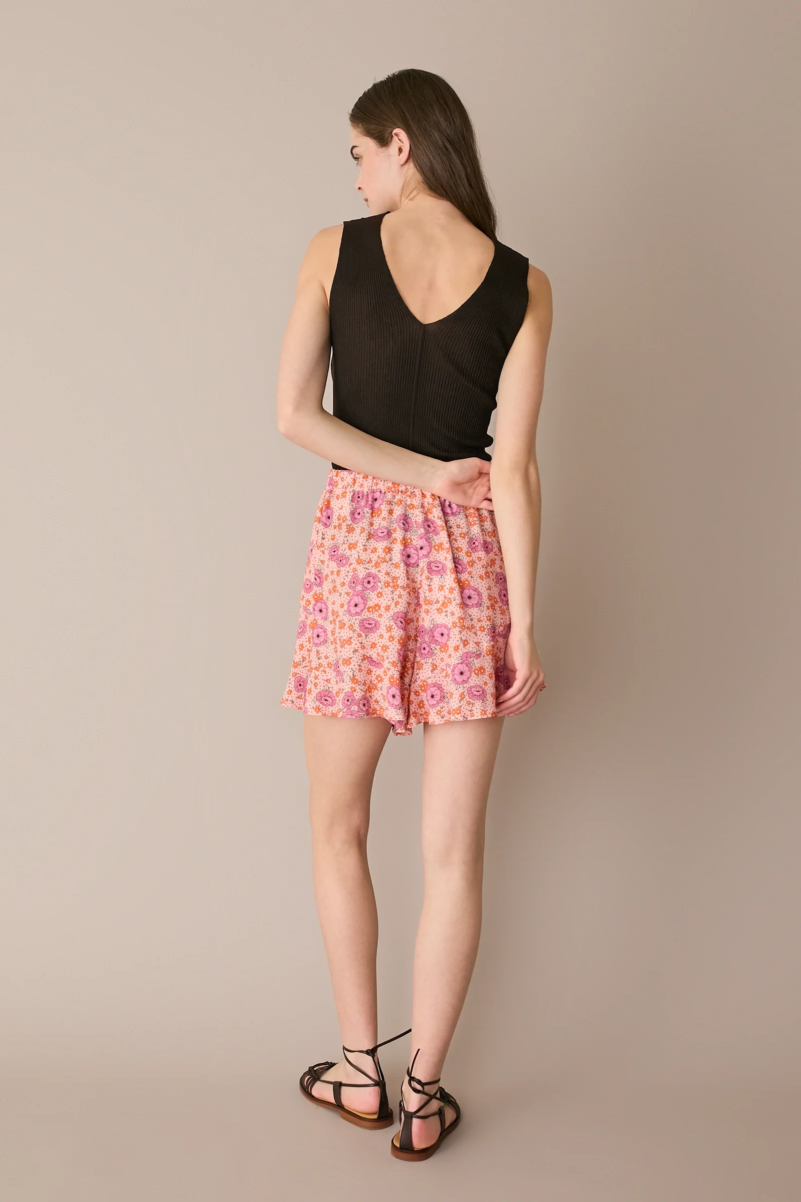 Shorts fluidi a fiori - Image 9