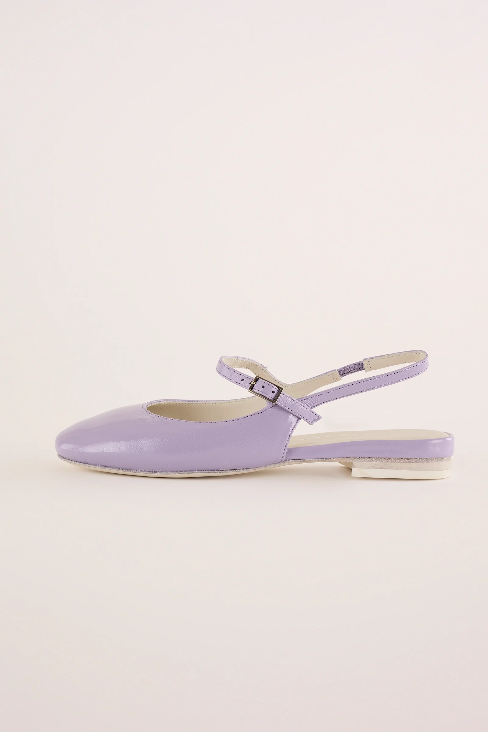 Slingback con punta tonda - Image 15