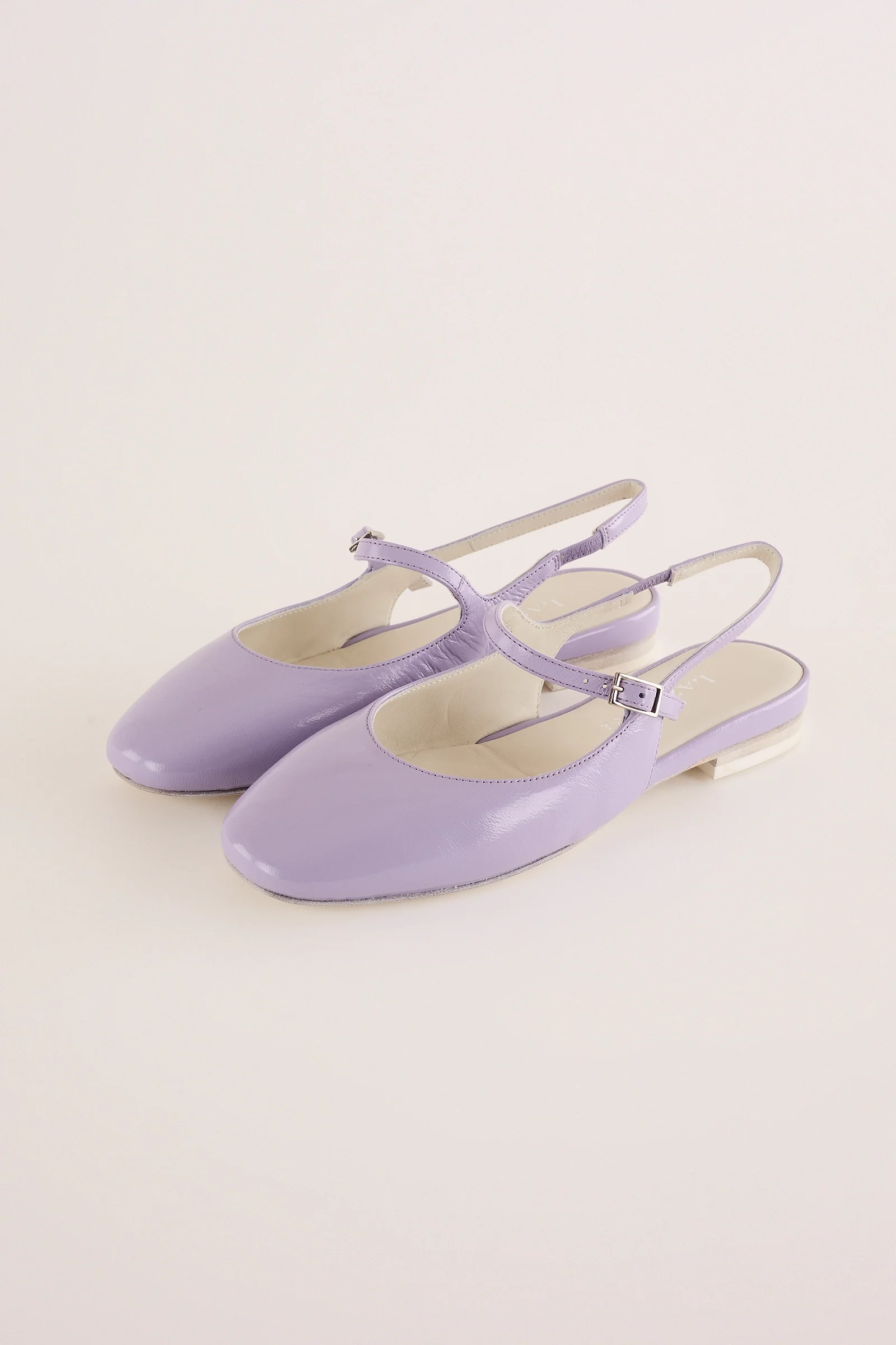 Slingback con punta tonda - Image 16