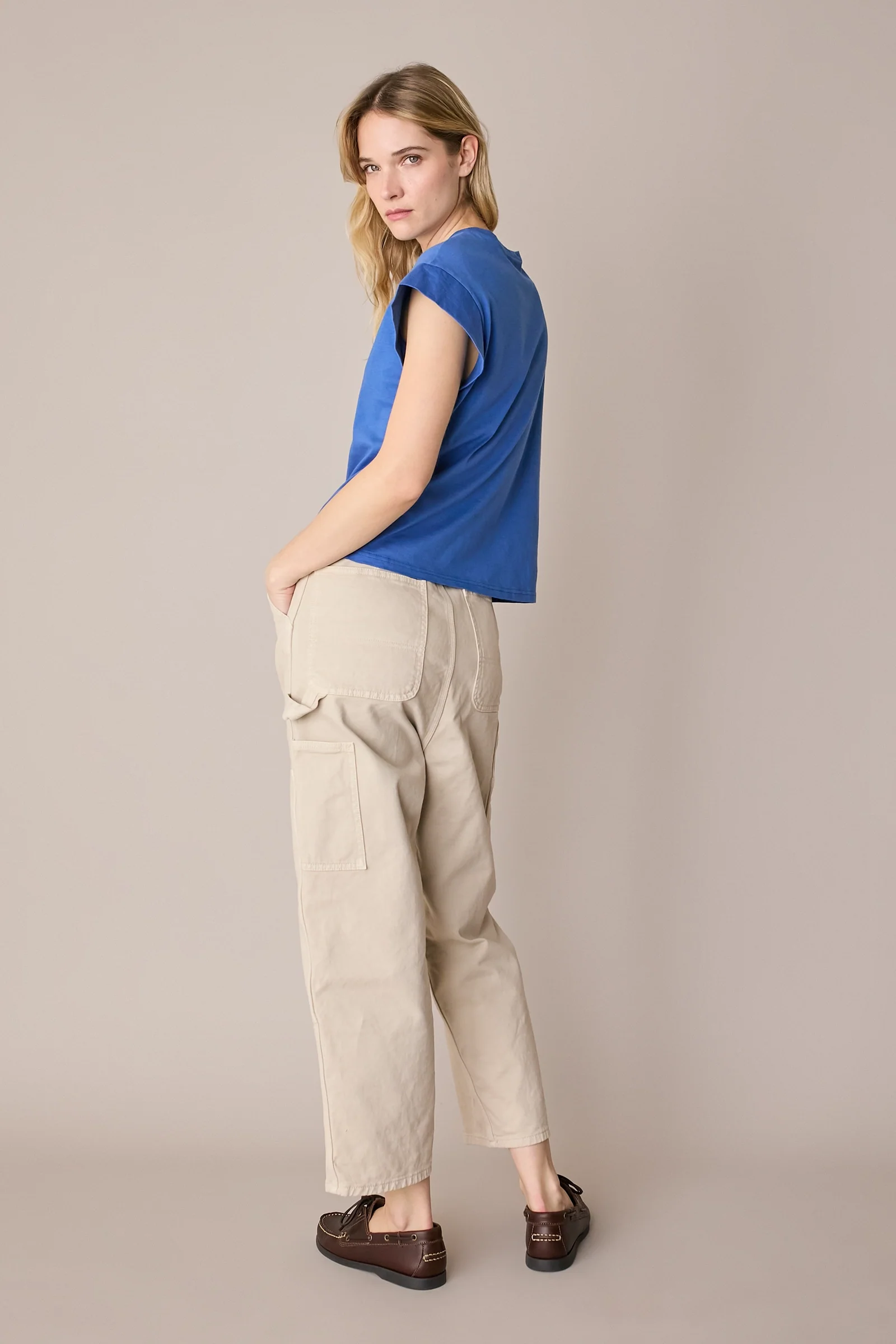 T-shirt con maniche a kimono - Image 13