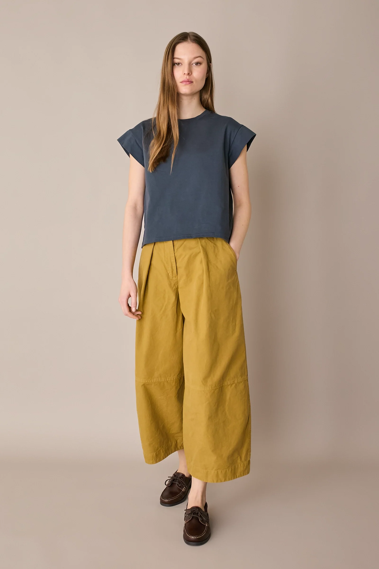T-shirt con maniche a kimono - Image 24