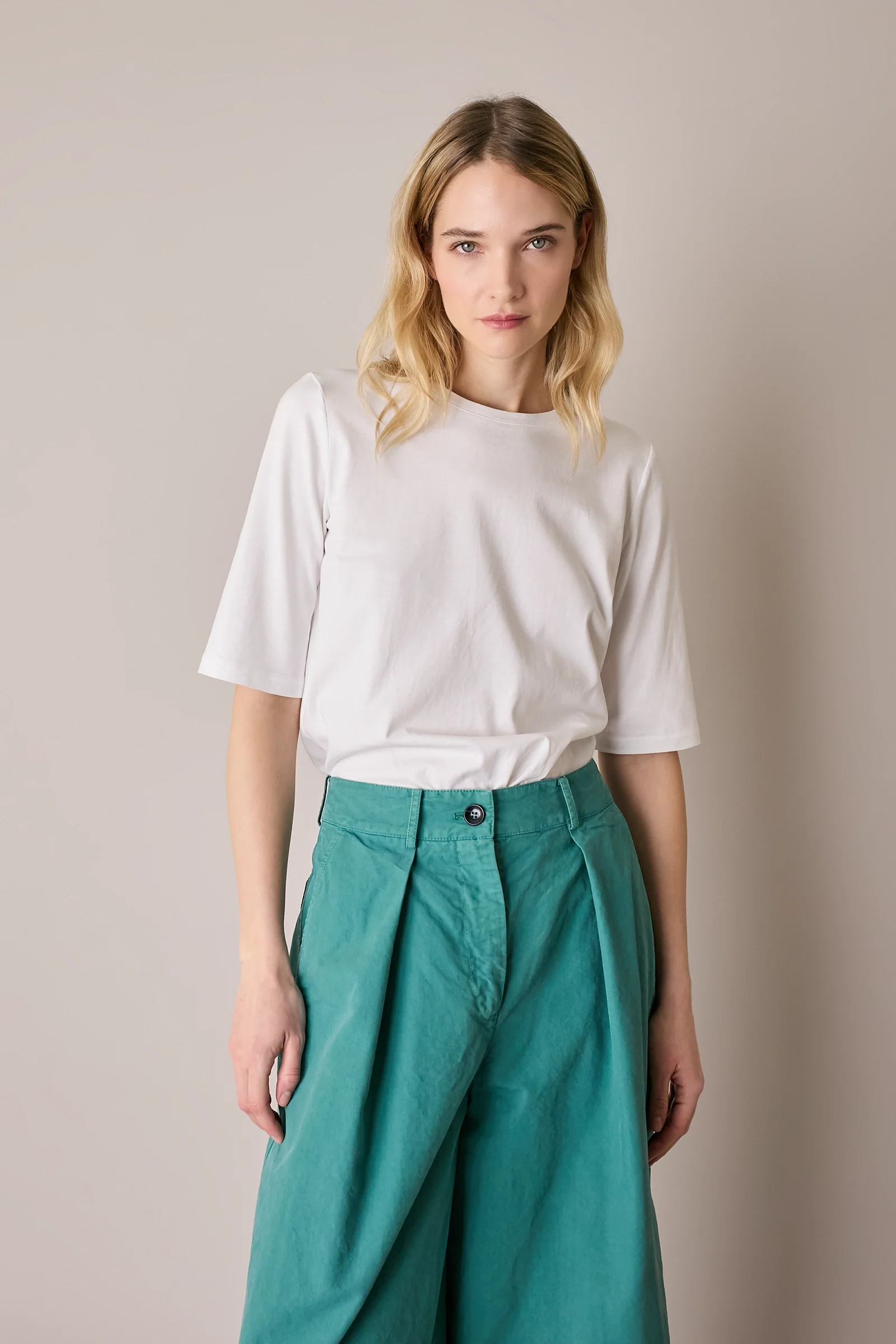 T-shirt in cotone con mezze maniche - Image 9