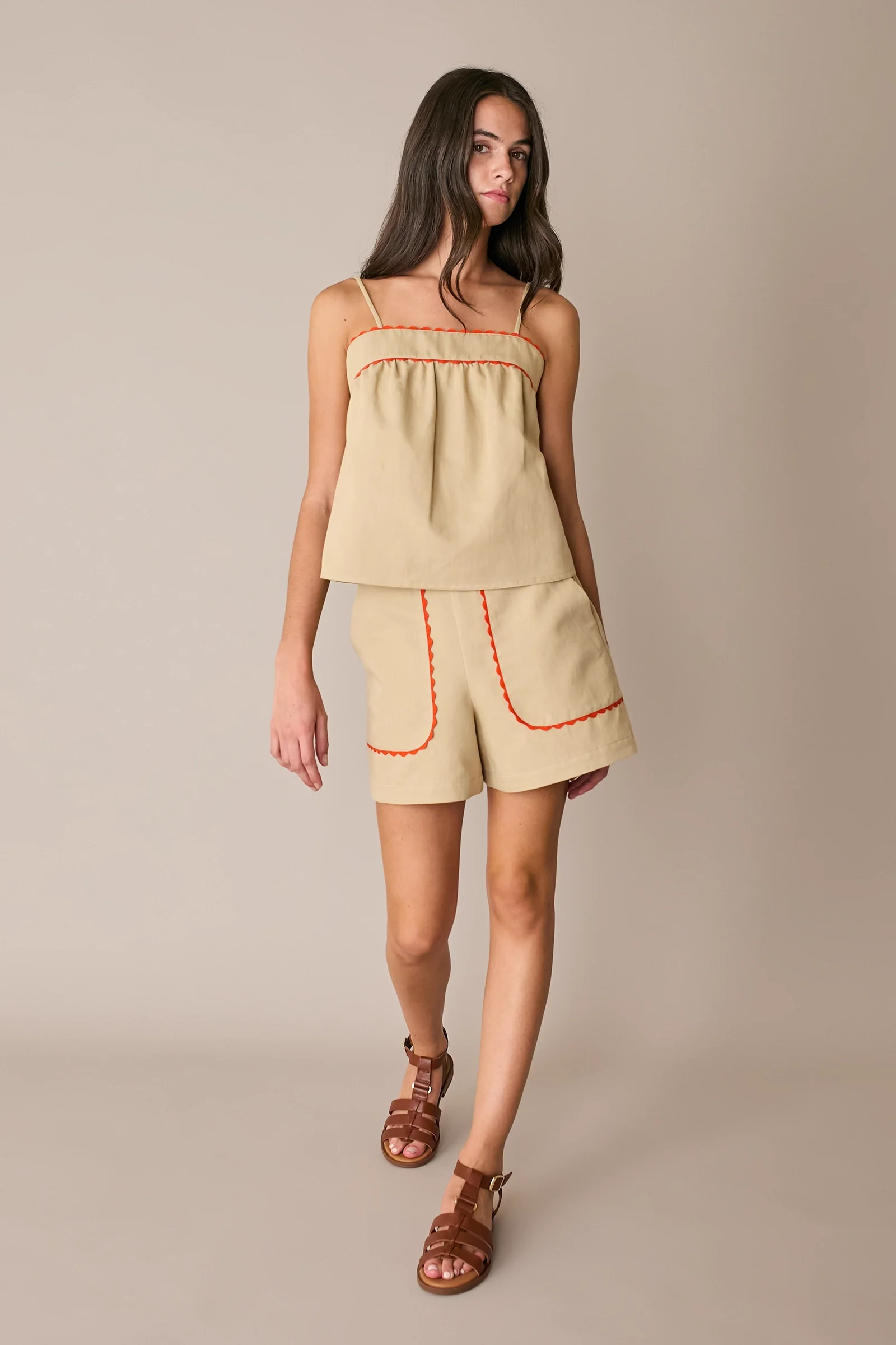 Top con serpentina colorata - Image 3