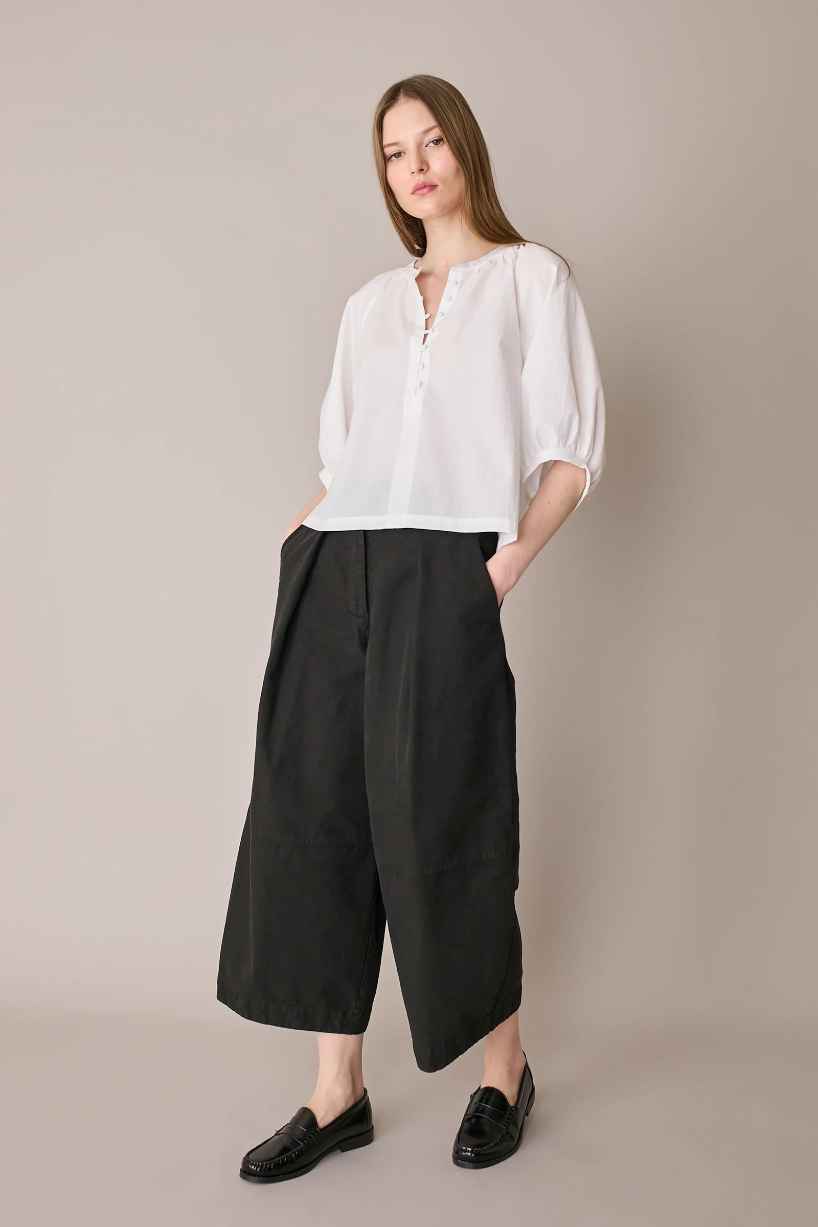 Top in cotone con bottoncini rivestiti - Image 3