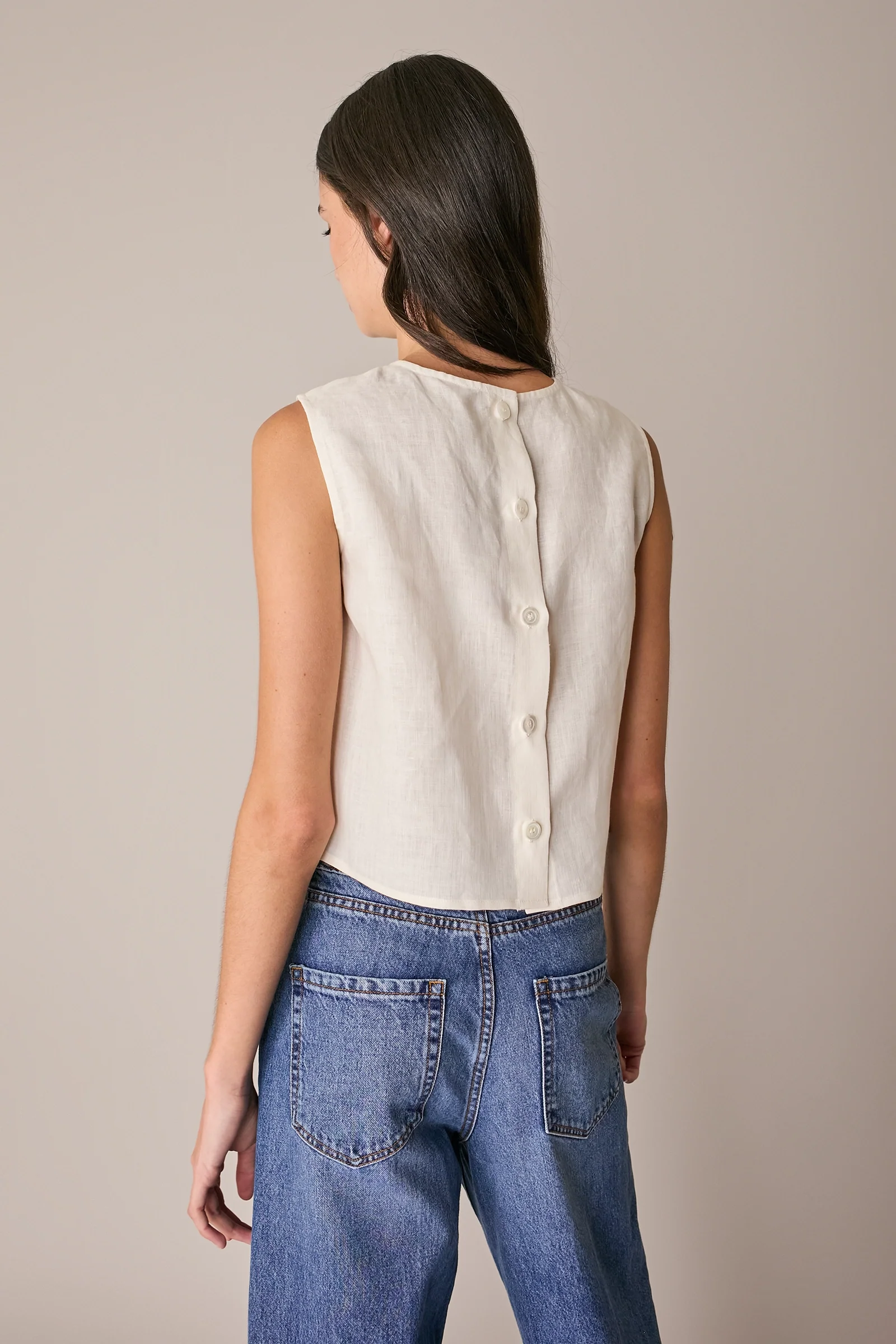 Top in lino con bottoncini - Image 2