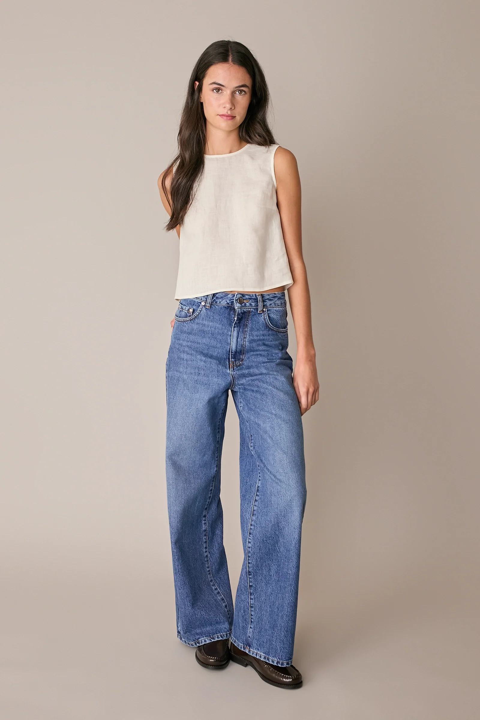 Top in lino con bottoncini - Image 4