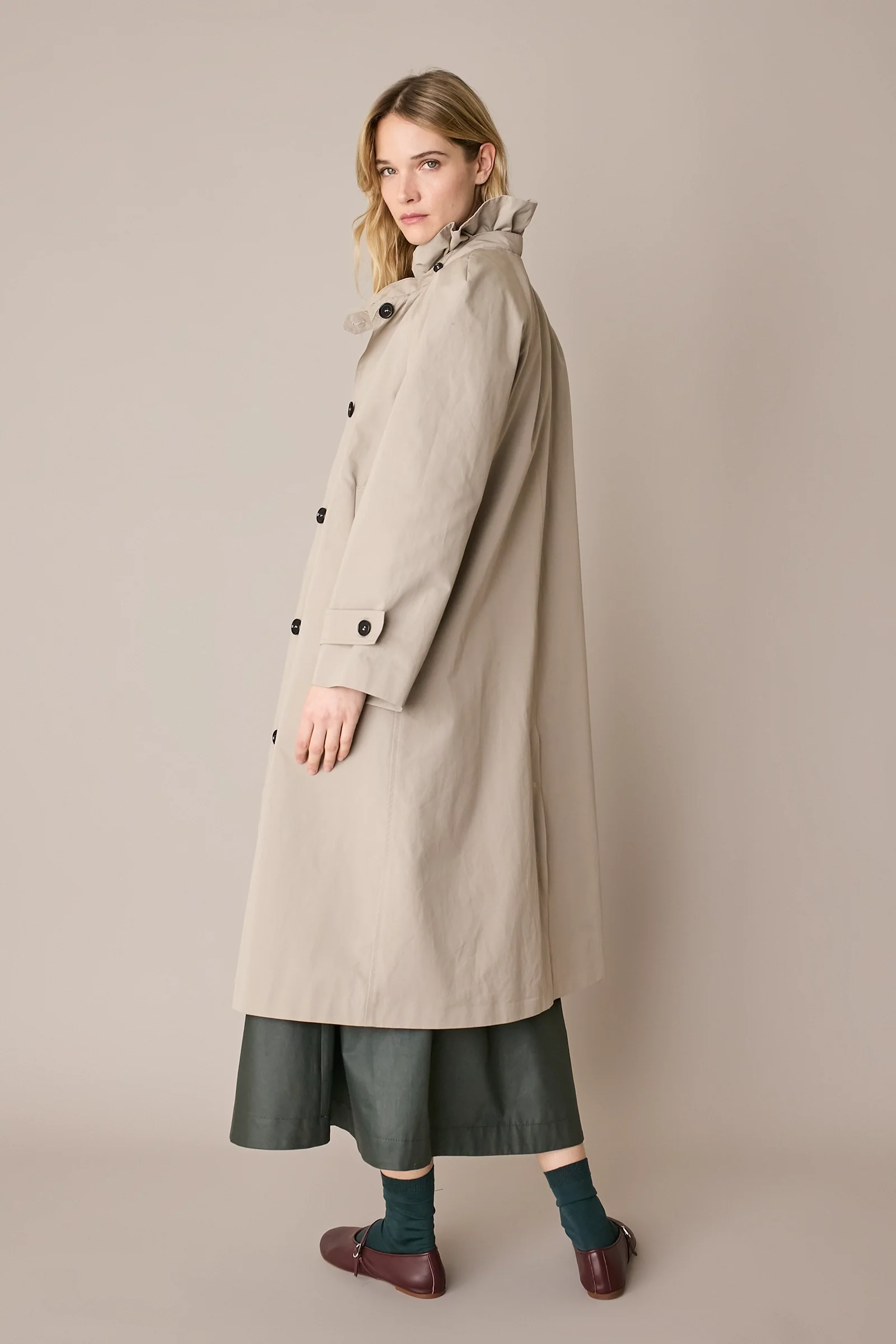 Trench con colletto volant - Image 15